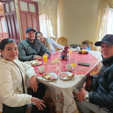 Hotel Aguilar Uyuni Bagian luar foto