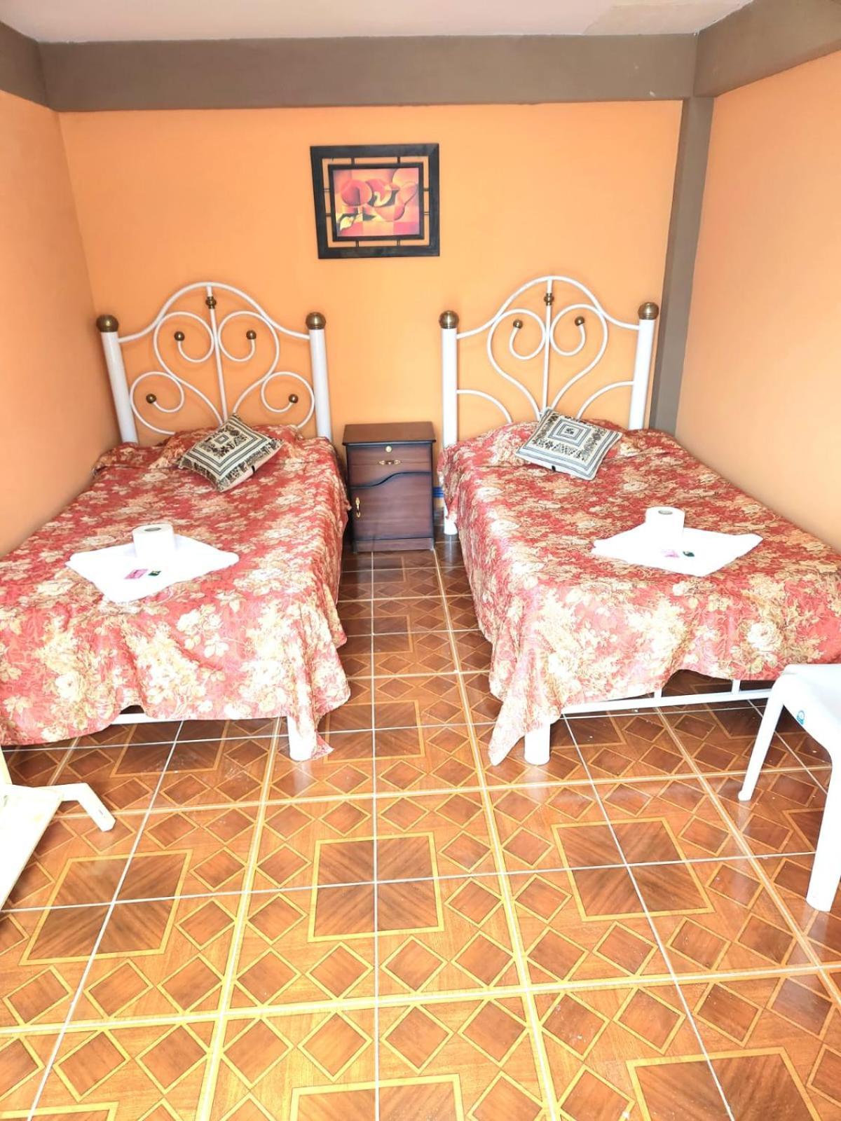 Hotel Aguilar Uyuni Bagian luar foto