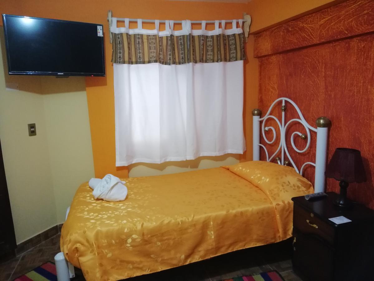 Hotel Aguilar Uyuni Bagian luar foto