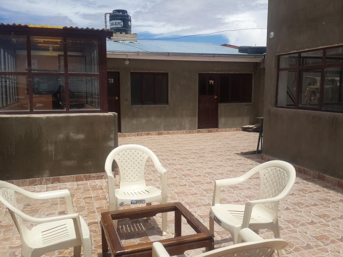 Hotel Aguilar Uyuni Bagian luar foto