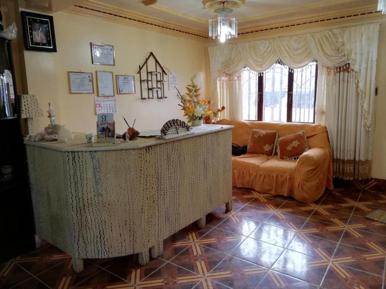 Hotel Aguilar Uyuni Bagian luar foto