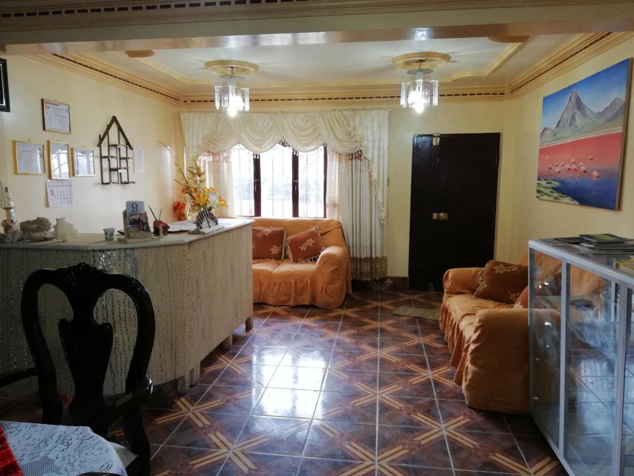 Hotel Aguilar Uyuni Bagian luar foto